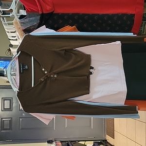 NURSING Long Sleeved Crop Top